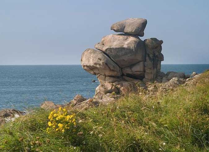 rochers-evocateurs-finistere-baie-morlaix-gr-34